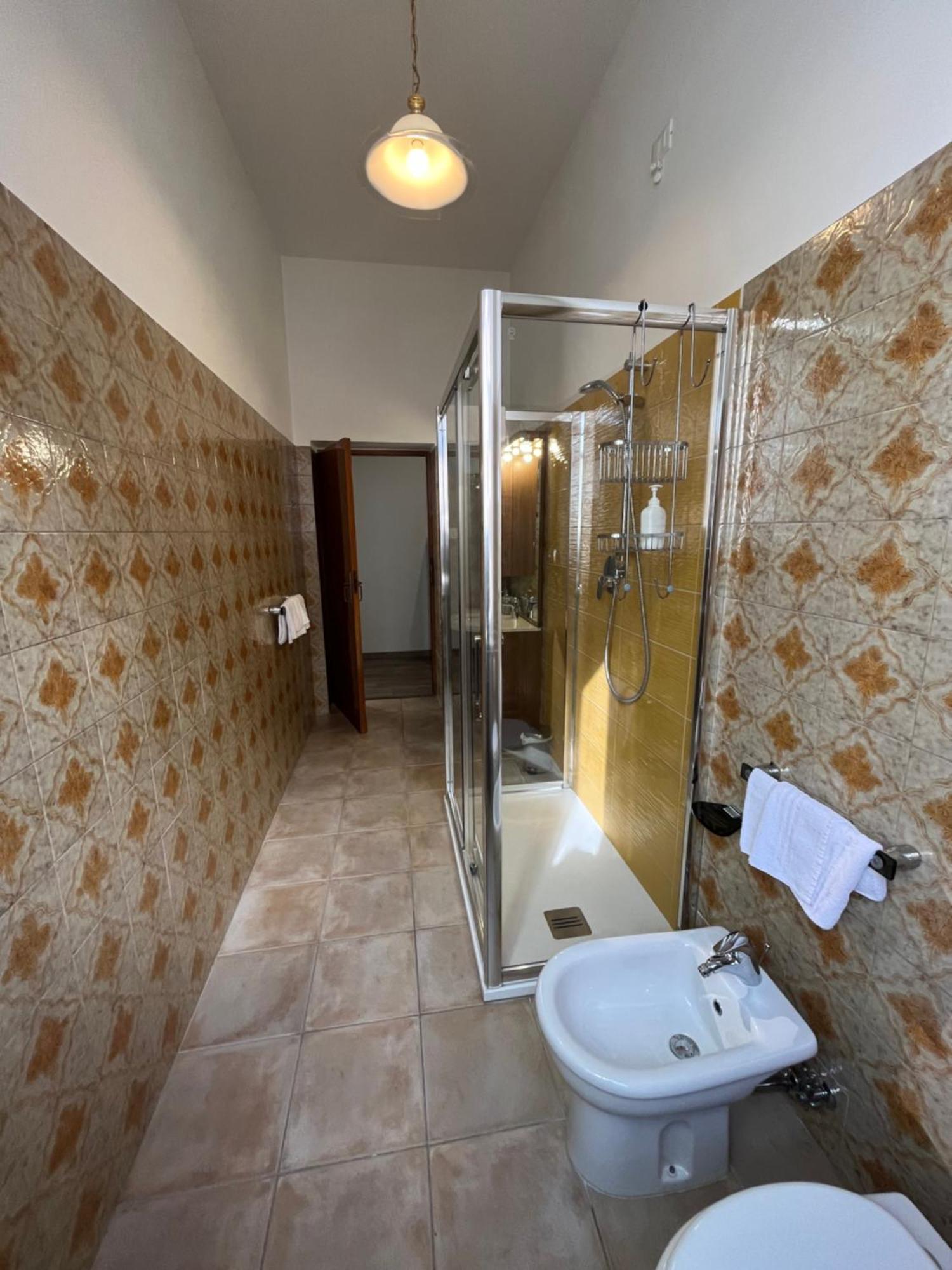 B&B Il Glicine Pescara Centro エクステリア 写真